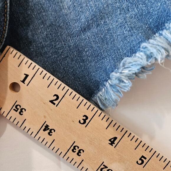 7 For All Mankind Jeans Shorts Raw Hem Faded Blue Button Fly Size 32 - Picture 8 of 9